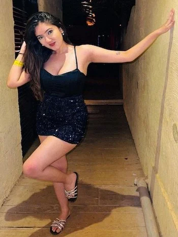 Model call girl Ghitorni